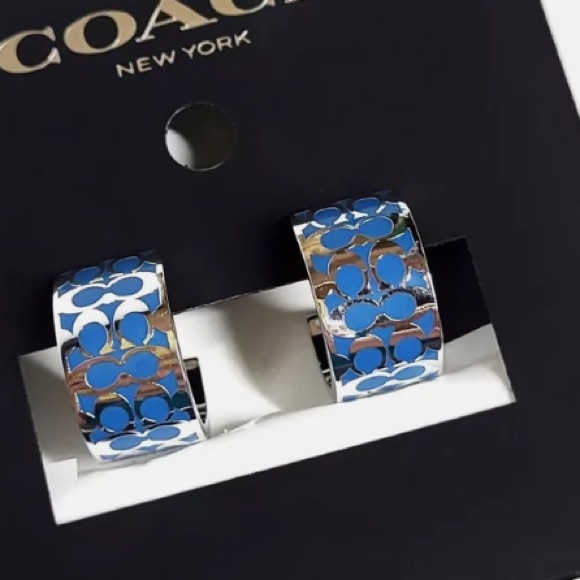 💙NWT Coach Signature Enamel Huggie Earrings Bright Blue & Silver💙 - Picture 2 of 6
